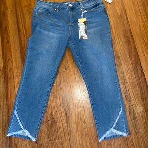 NWT Royalty for me ankle length jeans!